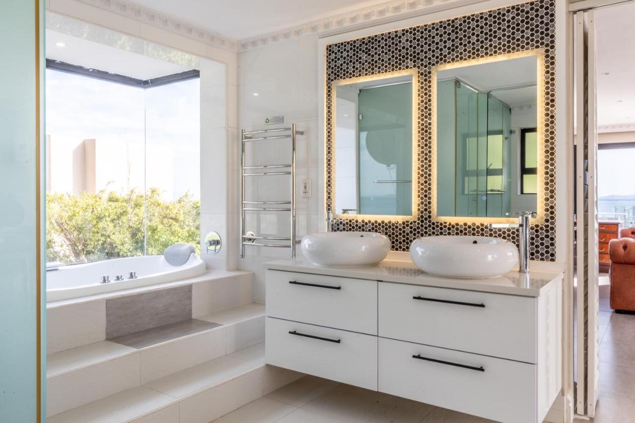 Oceana Palms Luxury Guest House Gordonʼs Bay Exterior foto